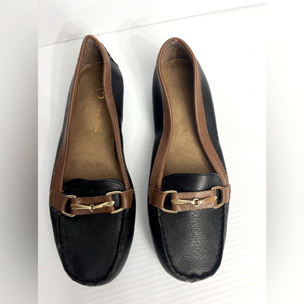 Aerosoles Women White & Blue Stitch N Turn Loafers size 7 black/brown